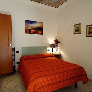 https://ninin-vernazza.hotelitalianriviera.com